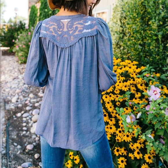 Lace Delight Blouse In Steel Grey - Picture 4 of 5